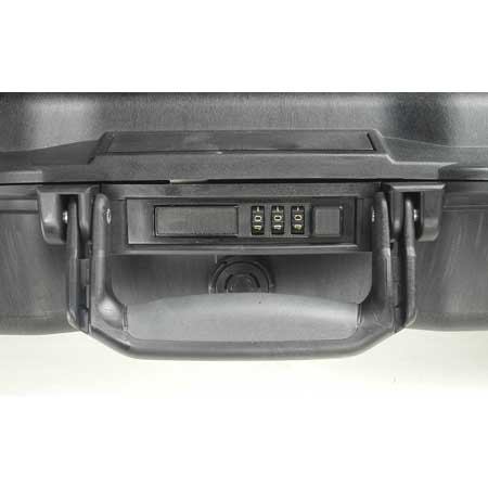 A close up of the locking system on the Pelican 1495 Laptop case.