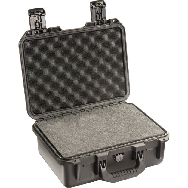 Pelican iM2100 Storm Case™: Watertight and Crushproof Seal - The