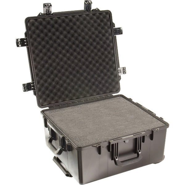 Pelican iM2875 Storm Case™: Secure Gear with Press and Pull™ - The